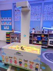 Augmented Reality Sandbox Gallery 2 Smartbox in kindergarten