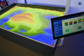 Augmented Reality Sandbox Gallery 35 ar-sandbox.pl_explorarium